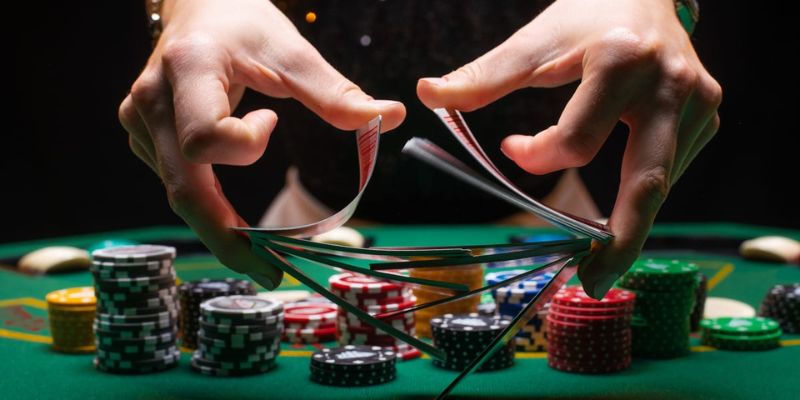 Tips chơi poker kiếm tiền khủng tại Go999